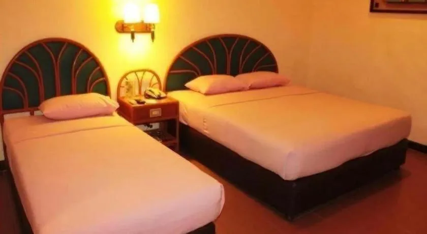 Losari Beach Hotel Makassar