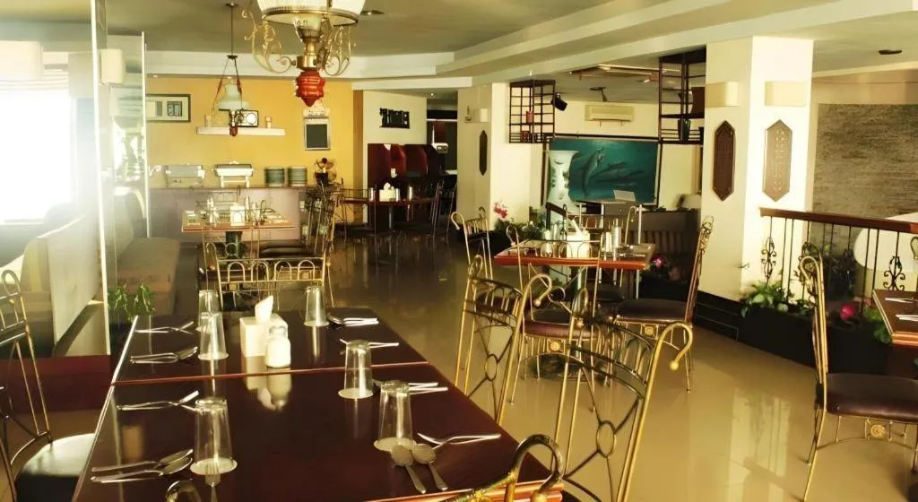 Losari Beach Hotel Makassar