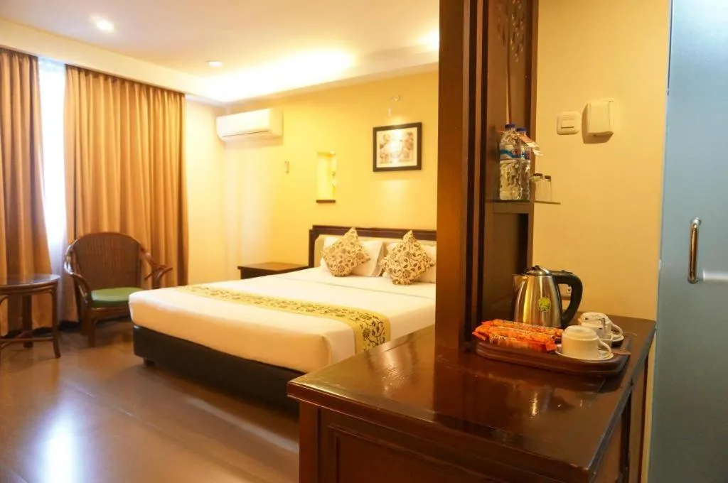 Losari Beach Hotel Makassar