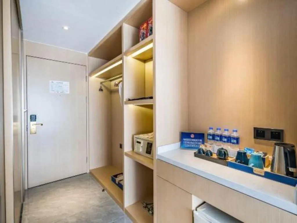 Beijing Ruyi Business Hotel