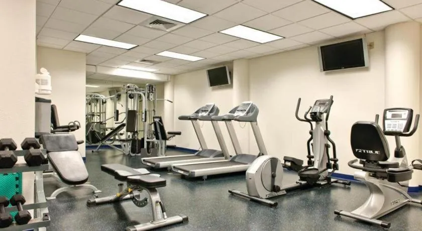 Wyndham Waikiki Beach Walk