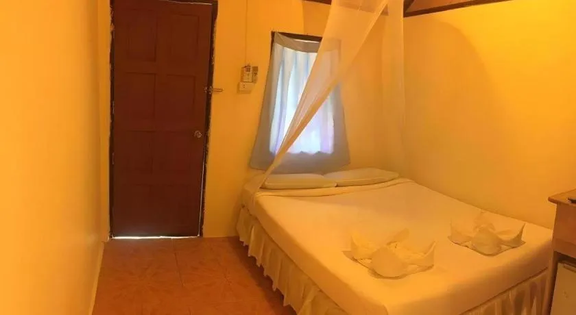 Bed in Phangan Cabana Resort