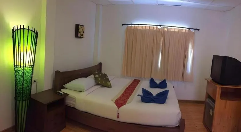 Bed in Phangan Cabana Resort