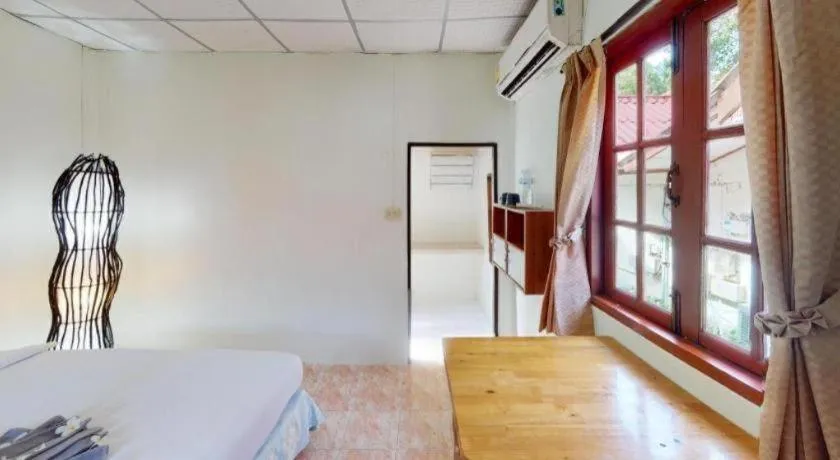 Bed in Phangan Cabana Resort