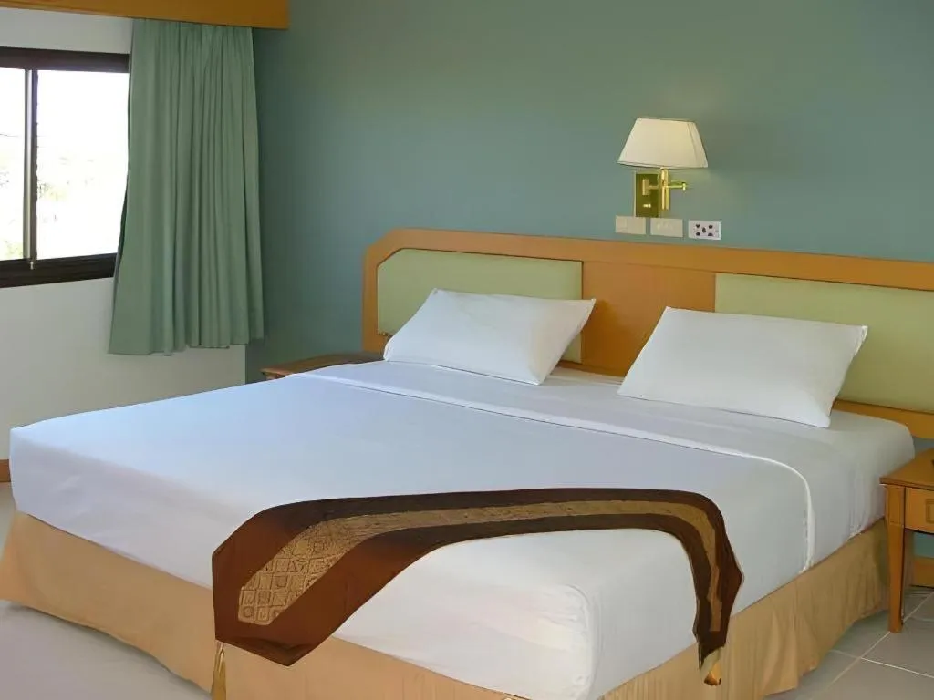 Bed in The Park Hotel Pattaya