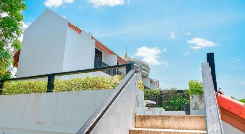 Sea Memories White Sand Beach Hotel