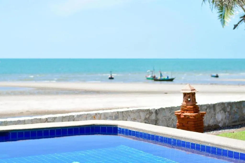 Sea Memories White Sand Beach Hotel