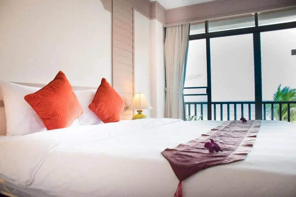 Bed in Sea Memories White Sand Beach Hotel