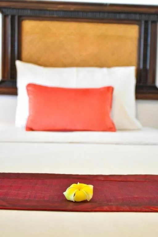 Bed in Sea Memories White Sand Beach Hotel