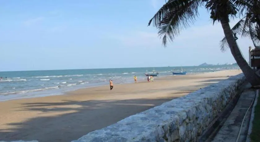 Sea Memories White Sand Beach Hotel