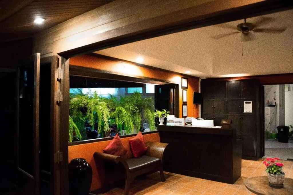 Sea Memories White Sand Beach Hotel