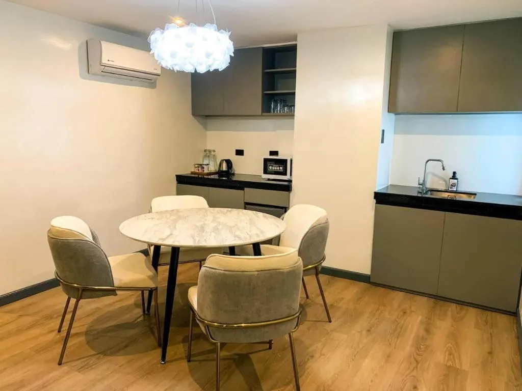 Tuscany Basic Urban Stay