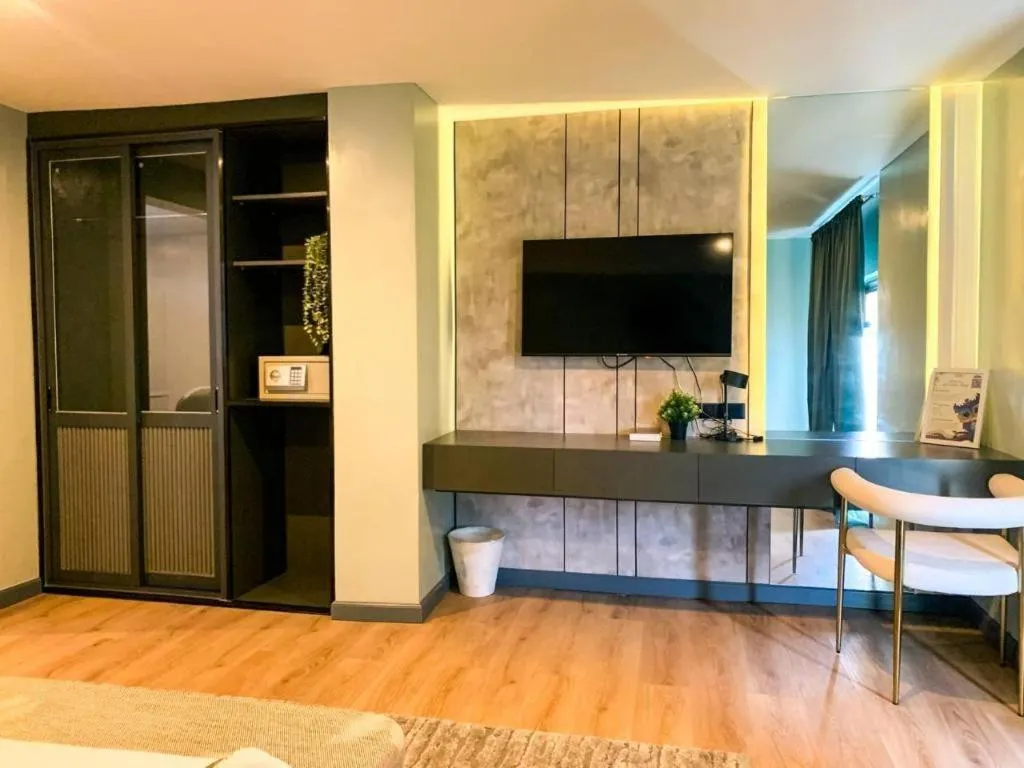 Tuscany Basic Urban Stay