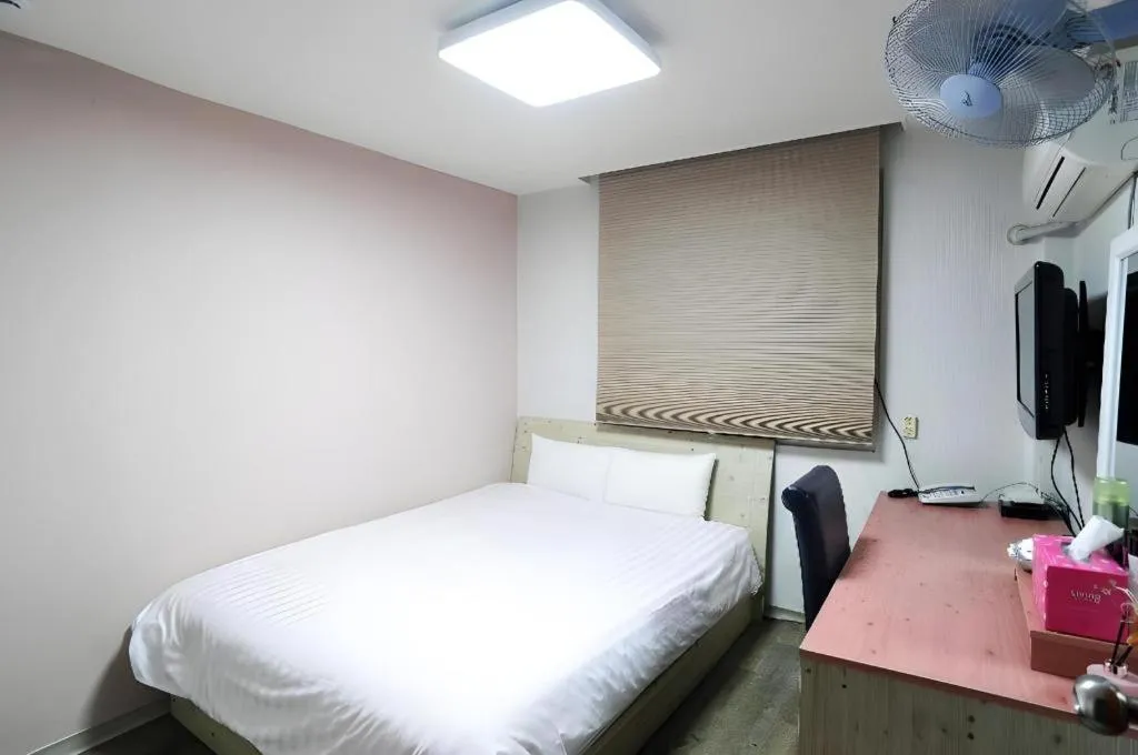 Bed in Goodstay Saewha Hostel