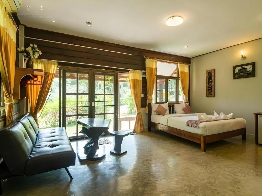 Bed in De Bua Valley