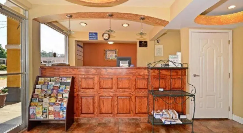 Americas Best Value Inn Alexandria