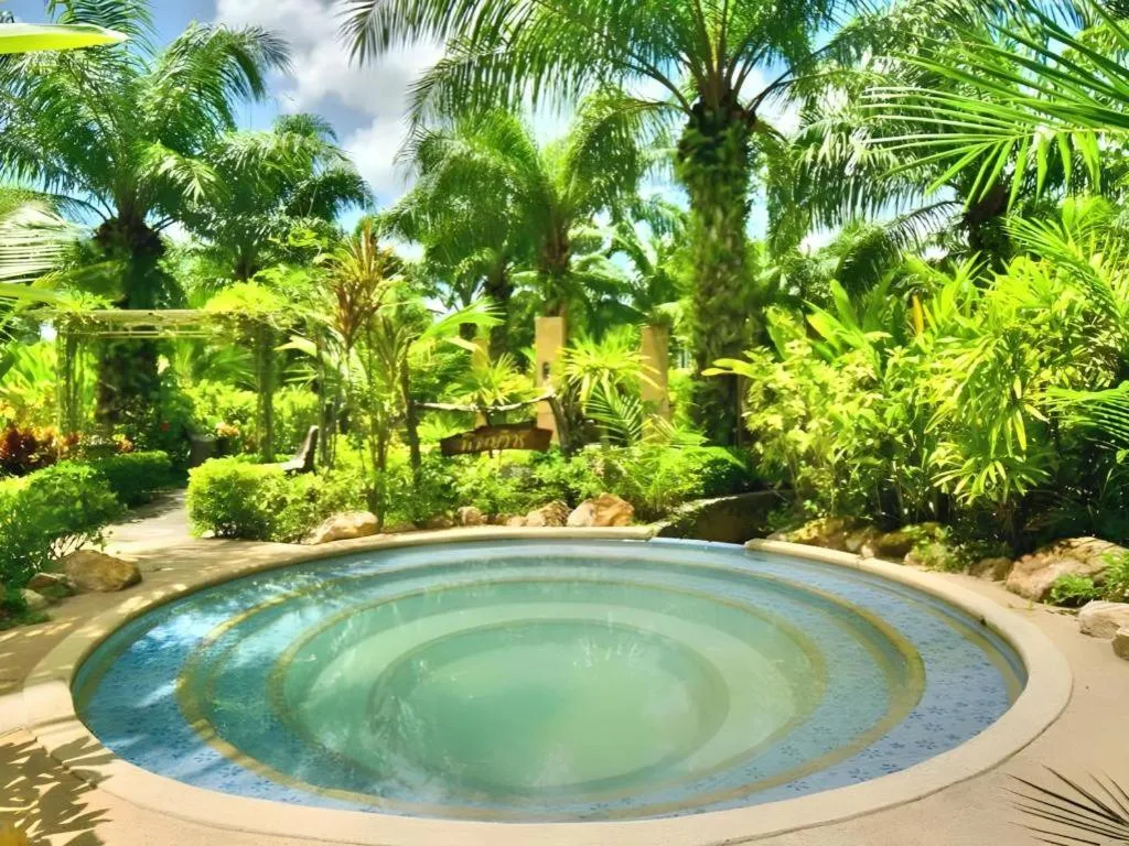 Nattha Waree Hot Spring Resort and Spa