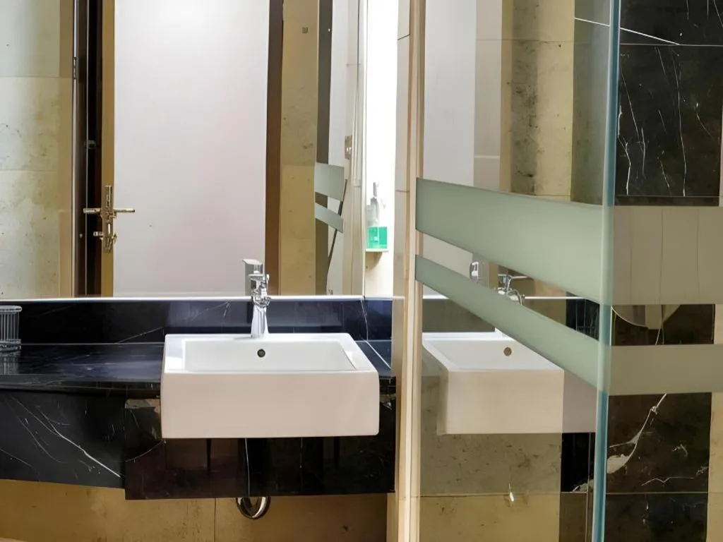 CLARO Makassar Hotel & Convention