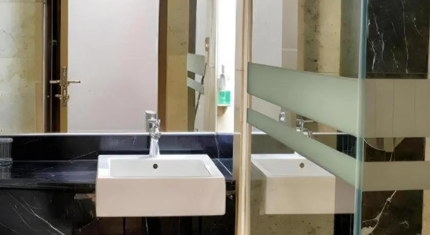 CLARO Makassar Hotel & Convention