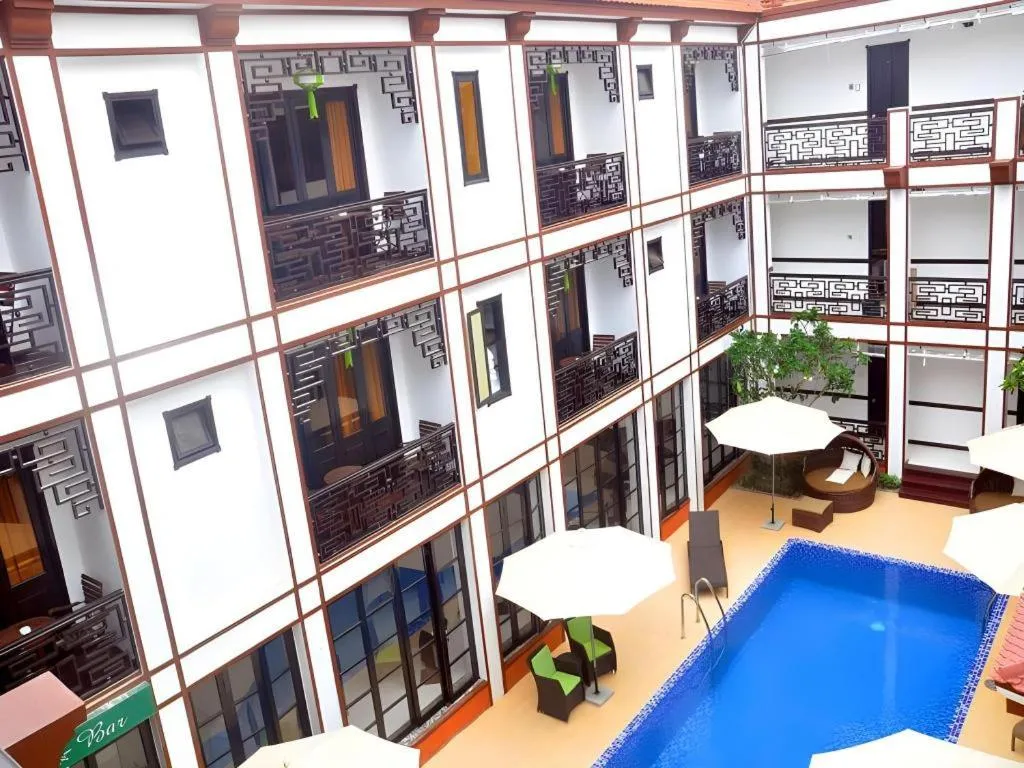 Vinh Hung 2 City Hotel