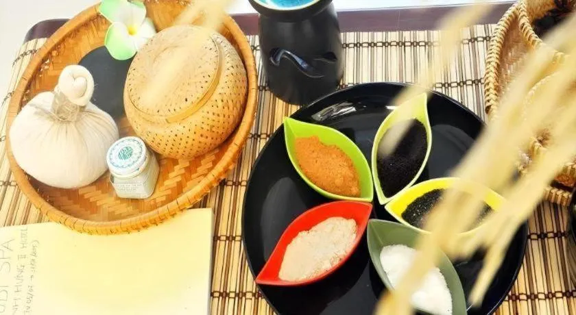 Vinh Hung 2 City Hotel