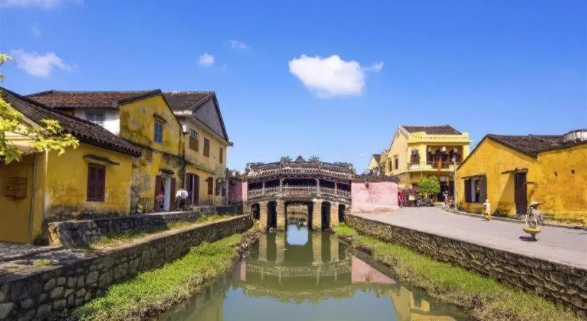 Vinh Hung 2 City Hotel