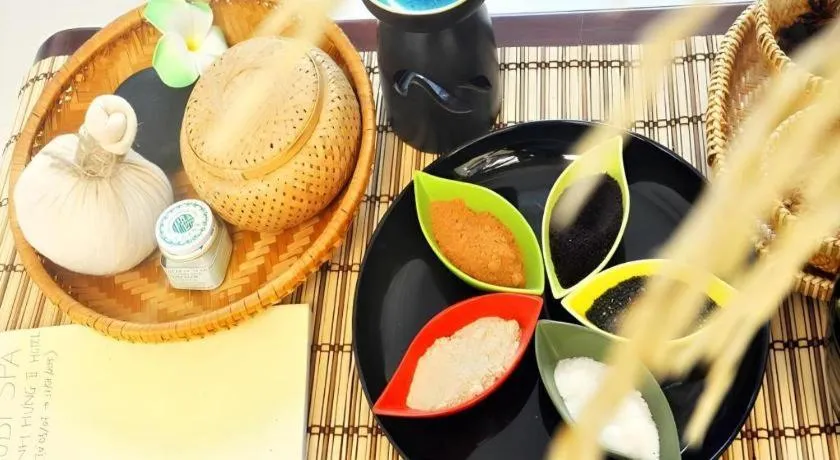 Vinh Hung 2 City Hotel