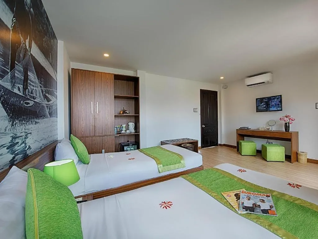 Bed in Vinh Hung 2 City Hotel