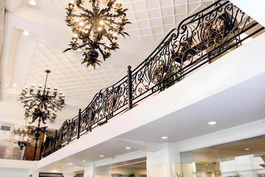 Las Palmas Hotel de Manila