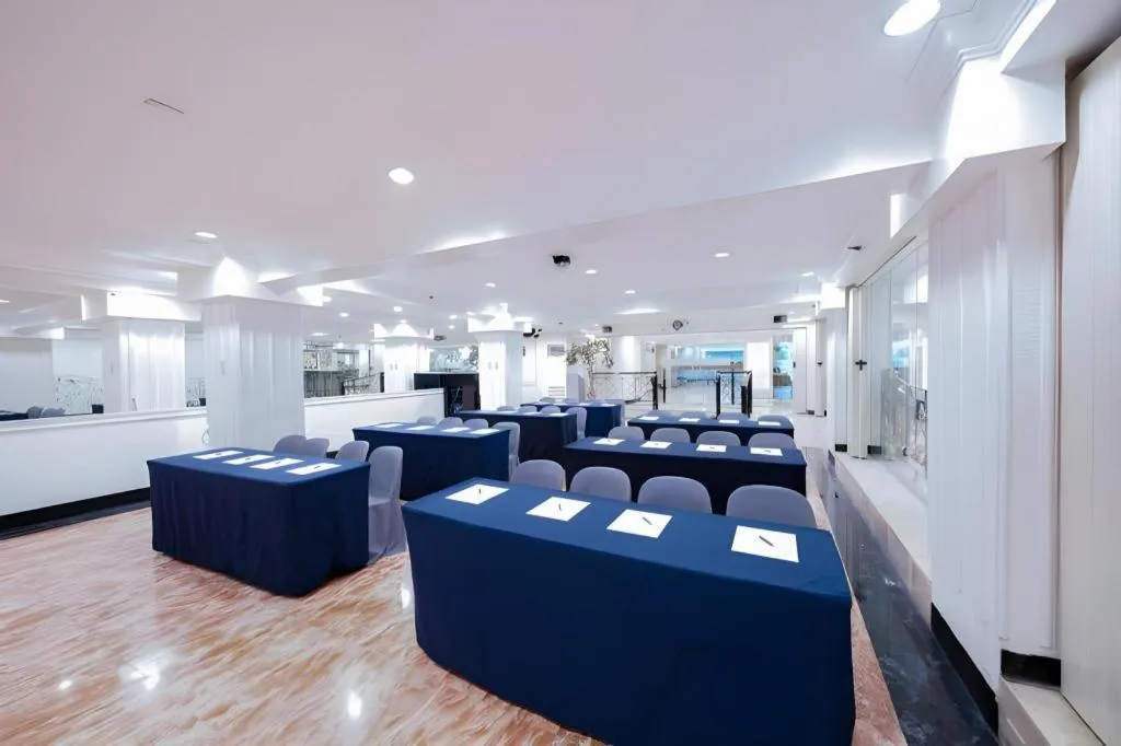 Las Palmas Hotel de Manila