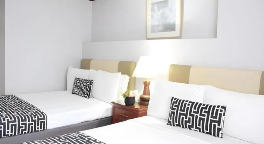 Bed in Las Palmas Hotel de Manila