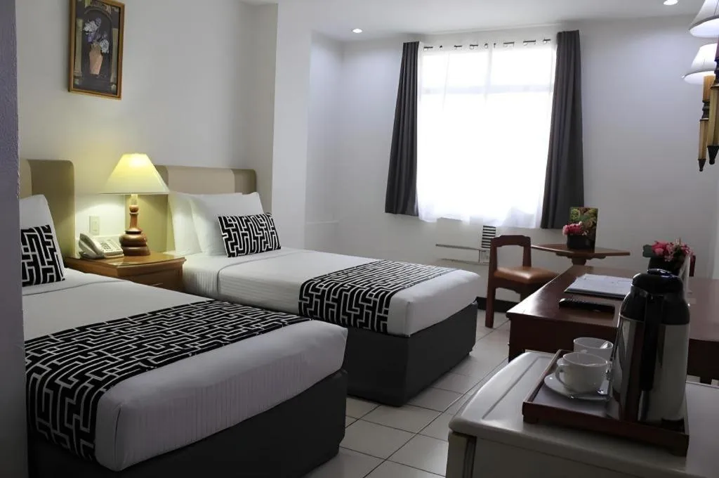 Bed in Las Palmas Hotel de Manila