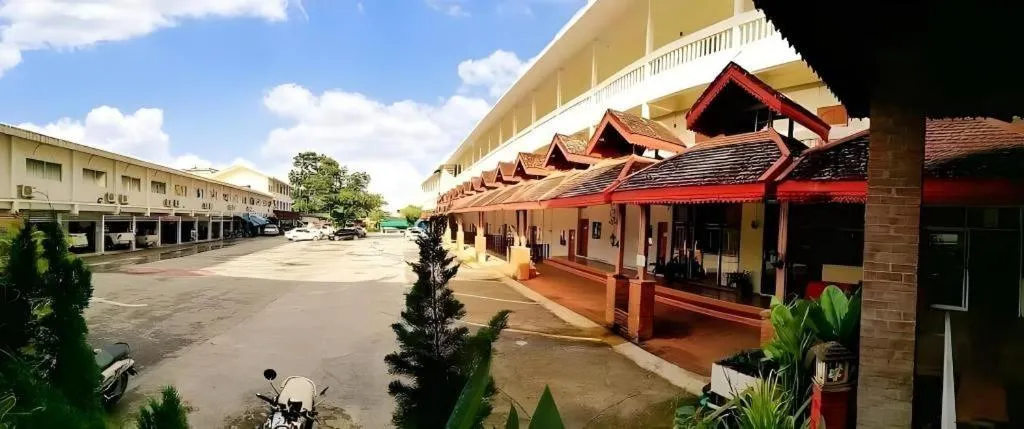 Piyaporn Hill Paradise Hotel