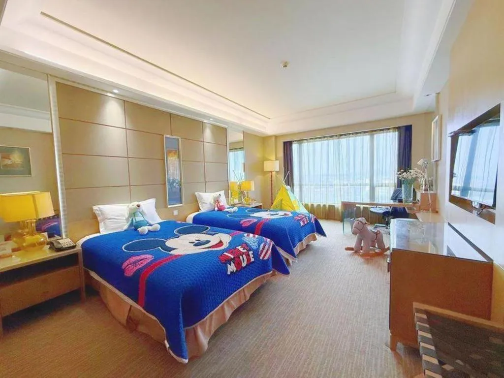 Bed in Wellton International Hotel