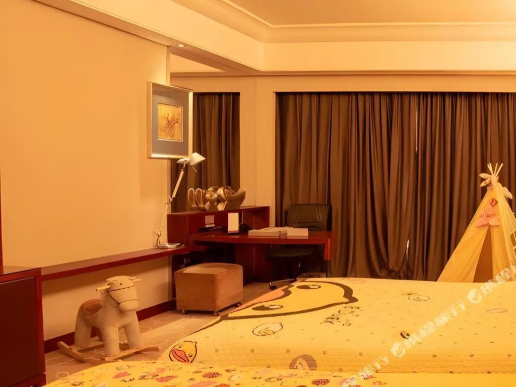 Bed in Wellton International Hotel