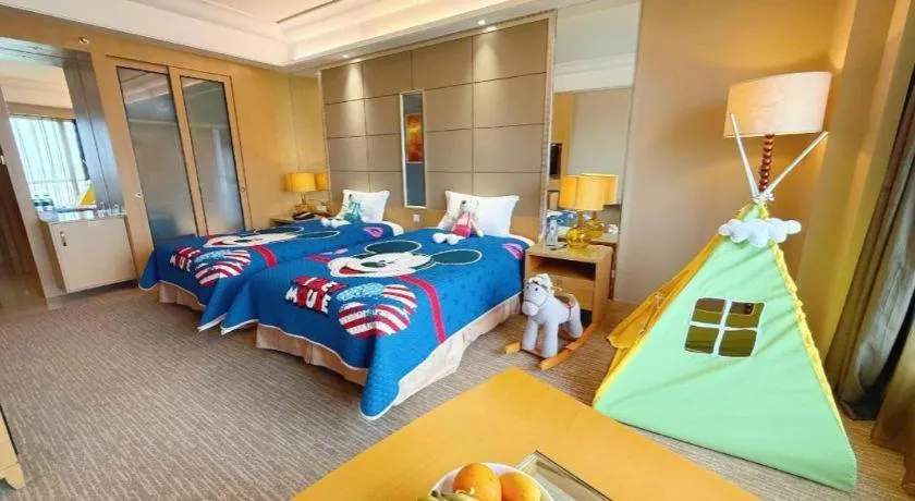 Bed in Wellton International Hotel