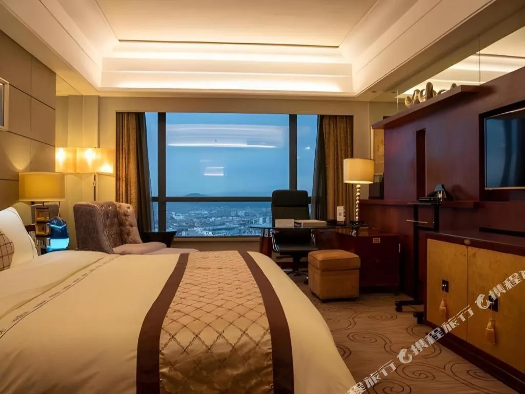 Bed in Wellton International Hotel