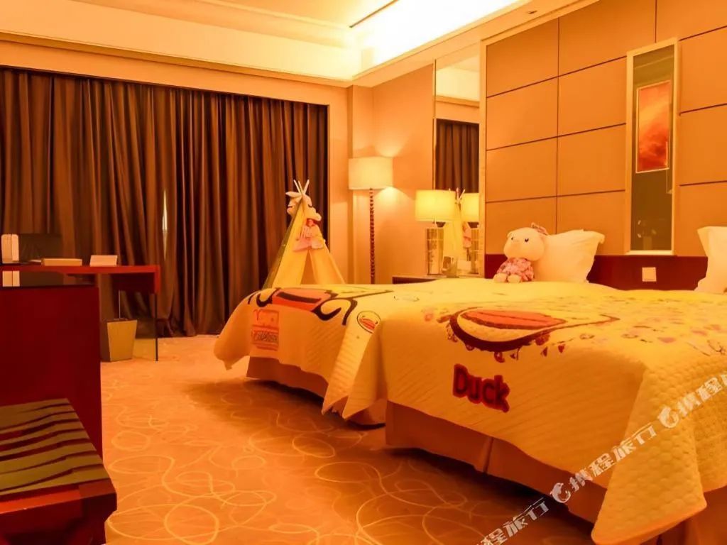 Bed in Wellton International Hotel