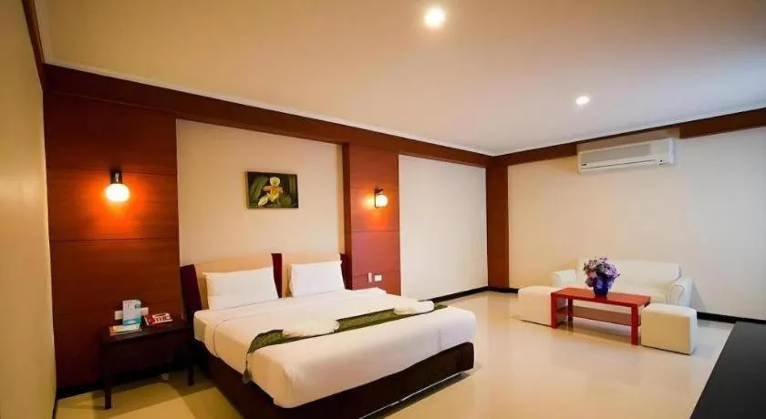 Bed in Kaew Samui Resort