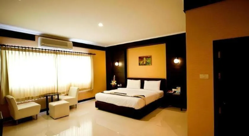 Bed in Kaew Samui Resort