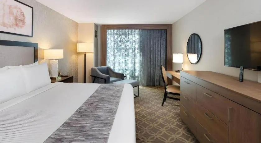 Bed in Cannery Casino and Hotel