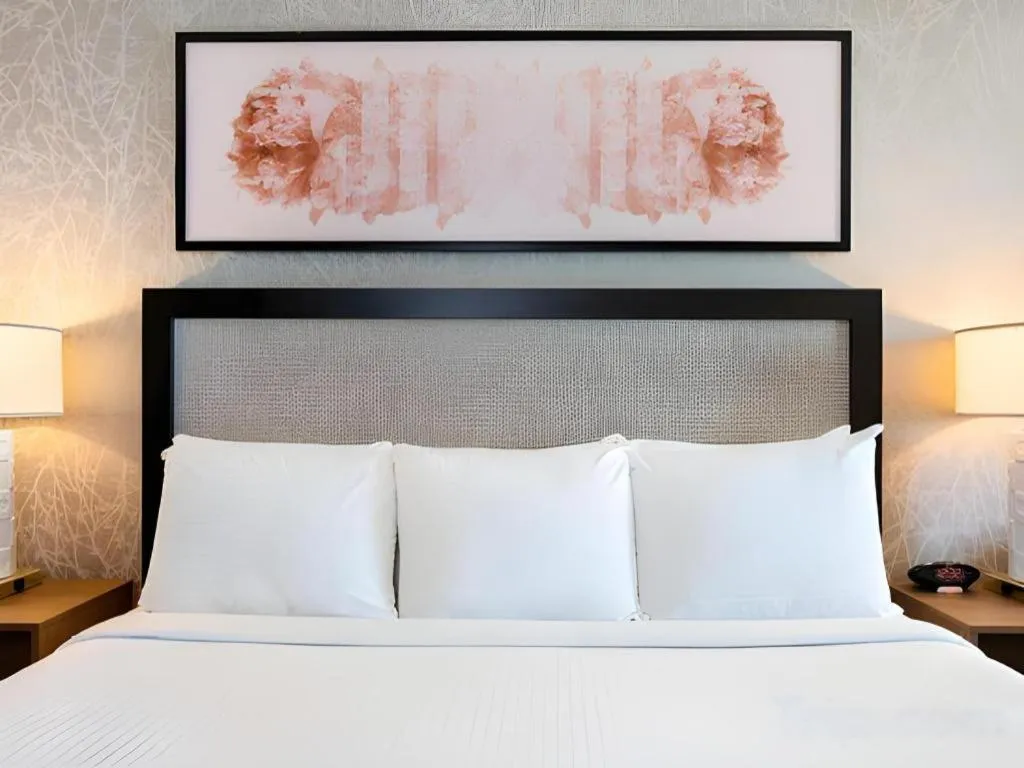 Bed in Cannery Casino and Hotel