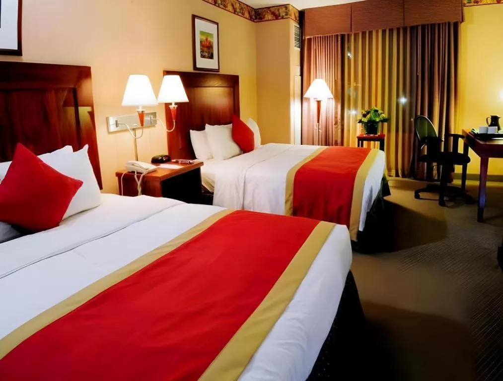 Bed in Cannery Casino and Hotel