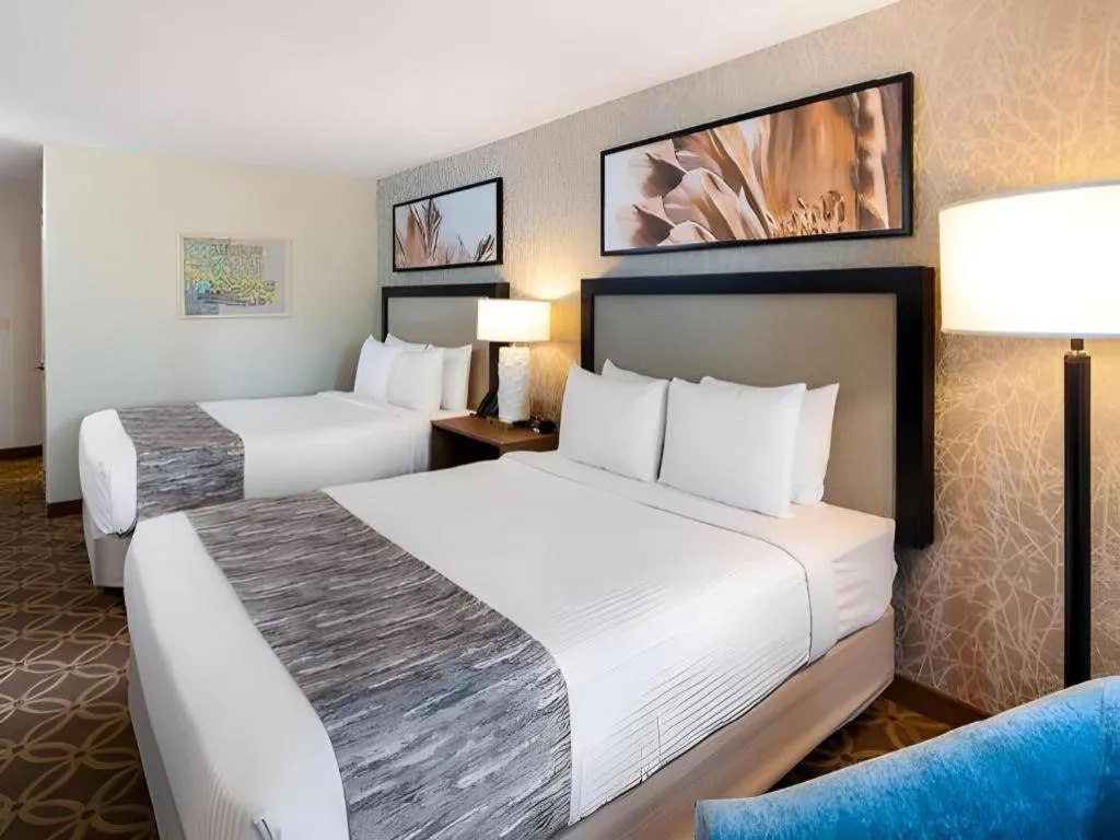 Bed in Cannery Casino and Hotel