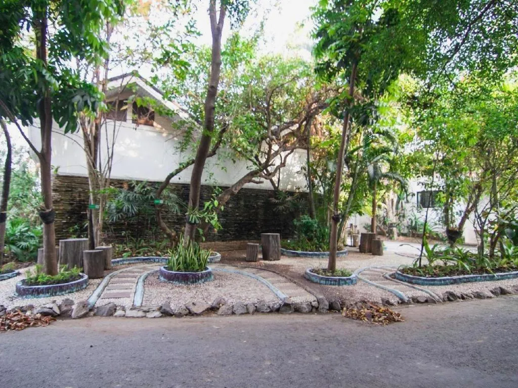 Chayada Garden House and Resort Hotel