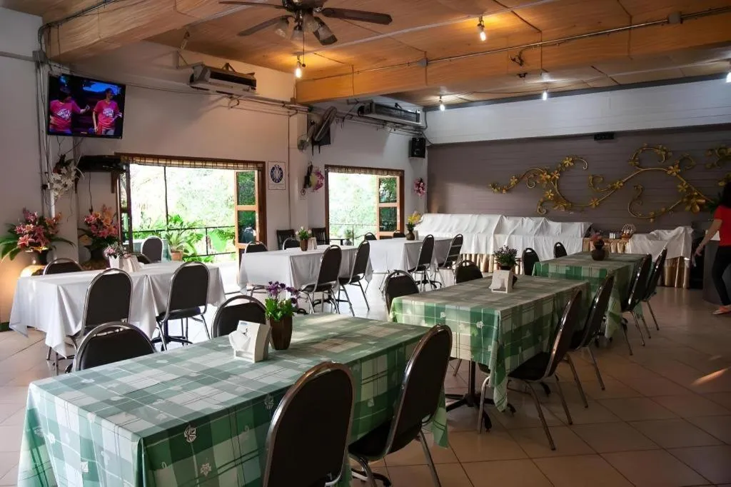 Chayada Garden House and Resort Hotel