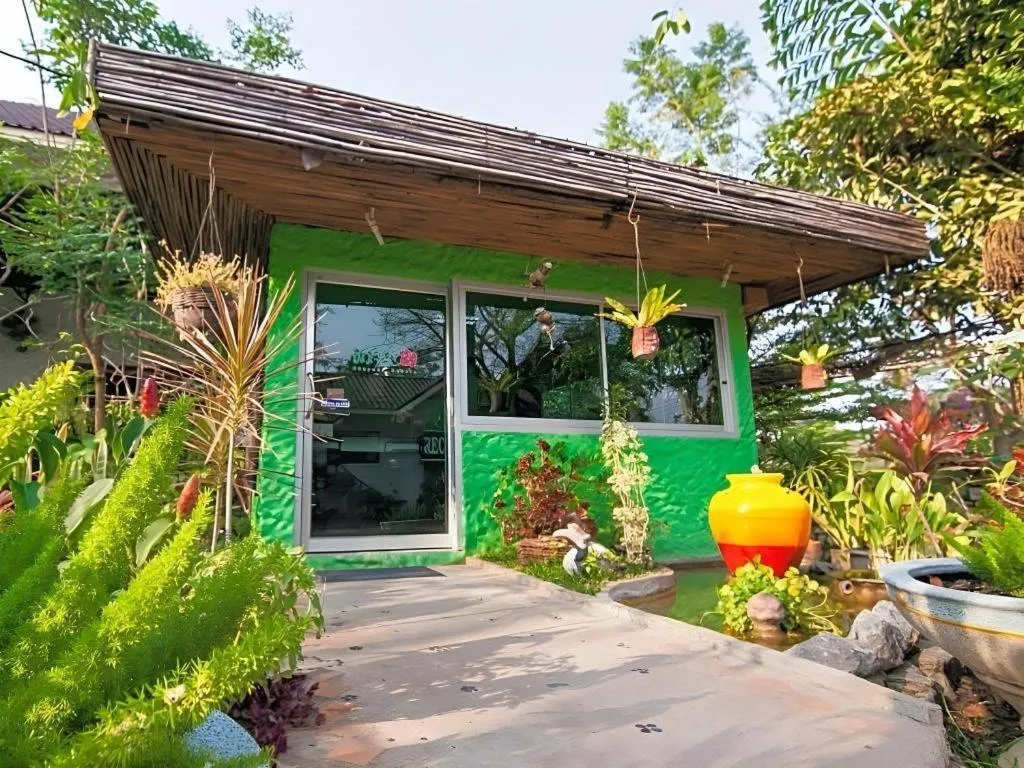 Chayada Garden House and Resort Hotel