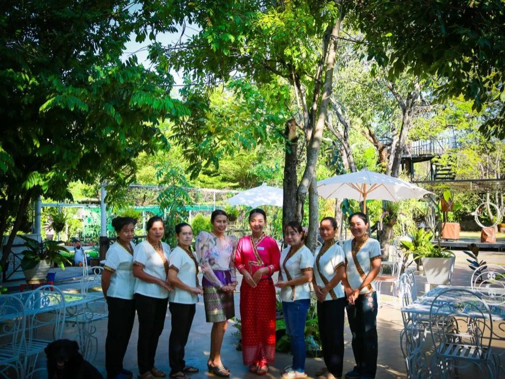 Chayada Garden House and Resort Hotel