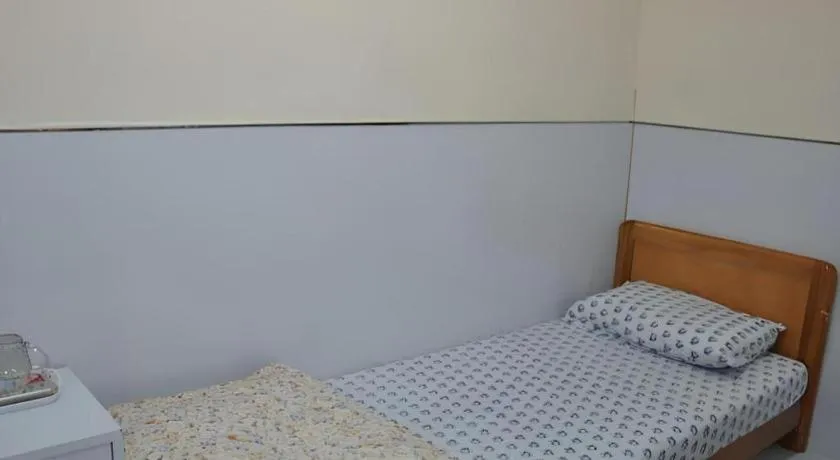 Bed in Dragon Hostel Hong Kong