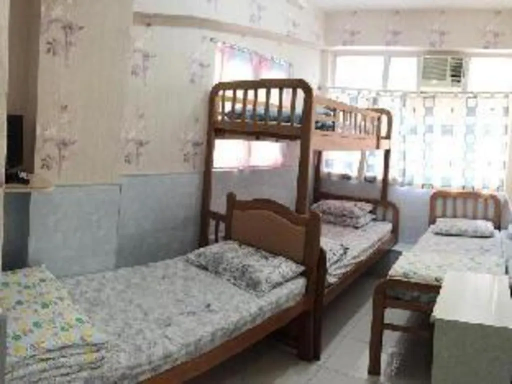 Bed in Dragon Hostel Hong Kong